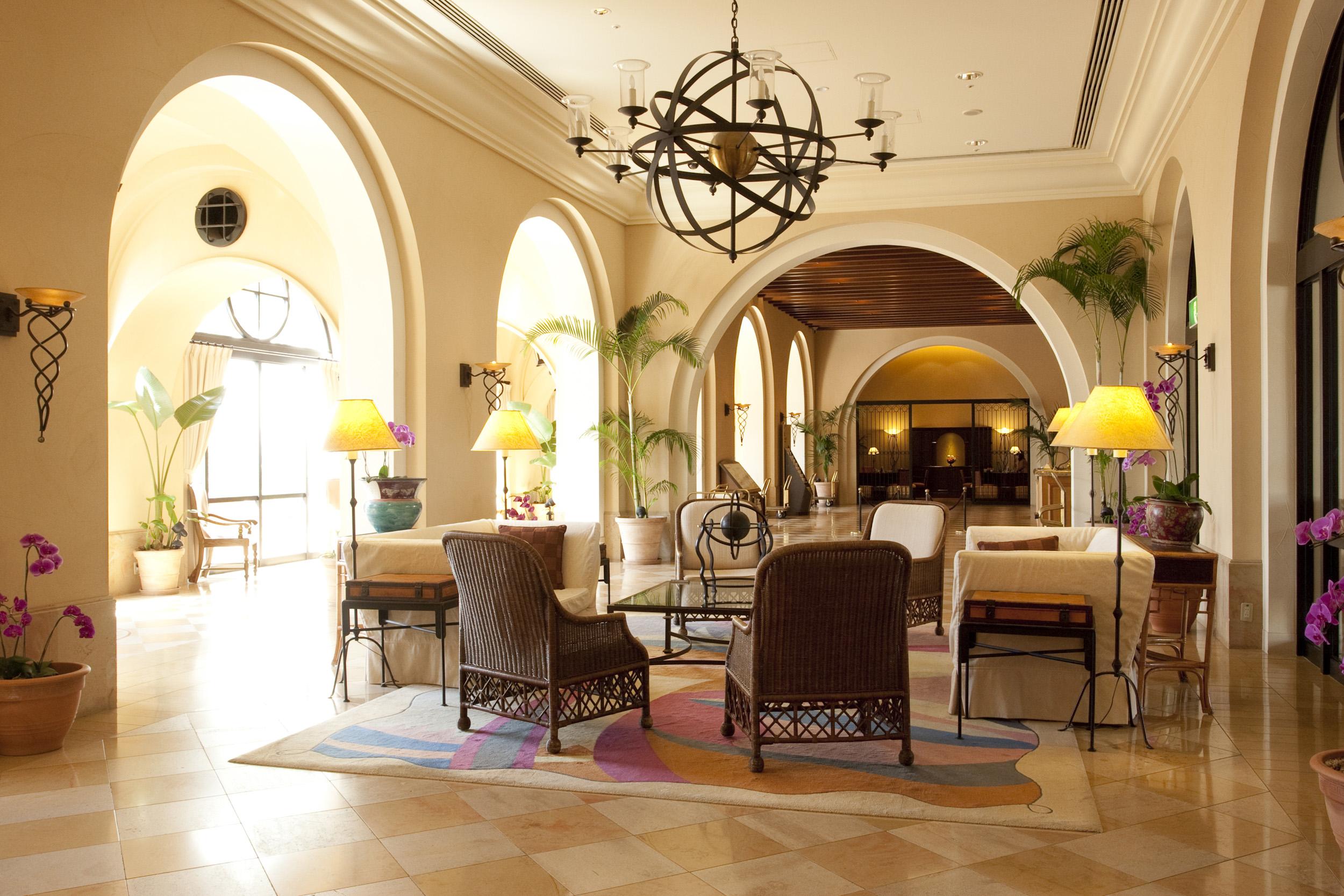 Hotel Nikko Alivila Yomitan Exteriér fotografie The lobby of the Four Seasons Hotel in Cairo
