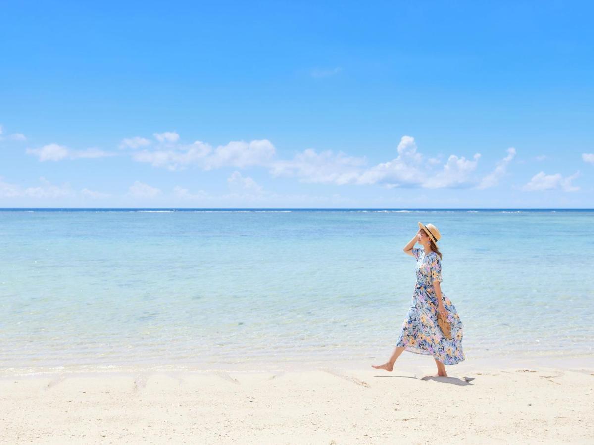 Hotel Nikko Alivila Yomitan Exteriér fotografie A beach in Okinawa